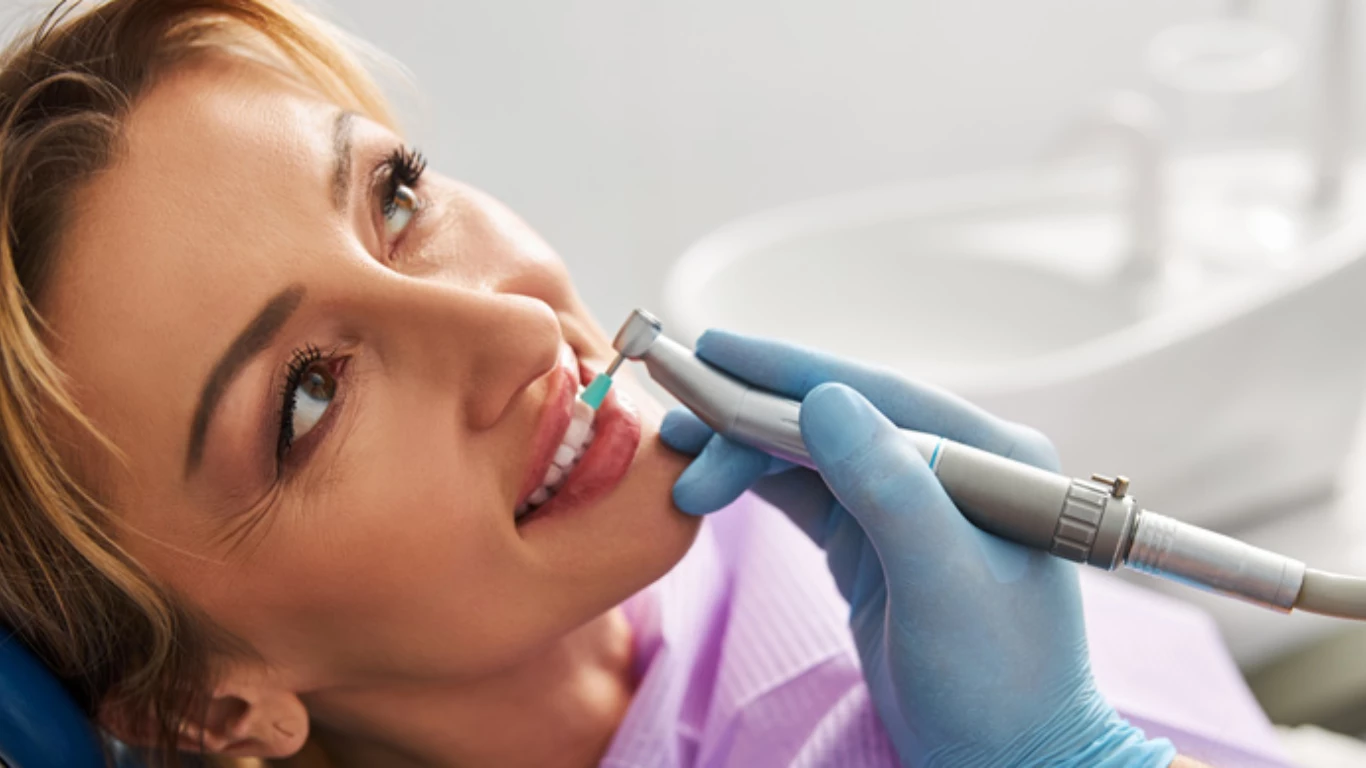 Teeth Cleaning for Sensitive Teeth: Managing Discomfort and Anxiety